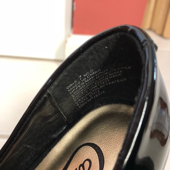 Black heels - Picture 6 of 6